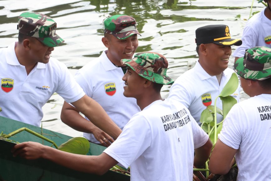Simalungun Bersatu: Gotong Royong Bersihkan Danau Toba untuk Pariwisata Berkelanjutan