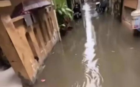 Tinggi Air Hampir 3 Meter, 53 RT di Jakarta Terendam Banjir Mendadak