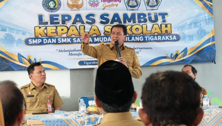 Hadiri Lepas Sambut Kepsek Satya Muda Gemilang, Bupati Tangerang Tekankan Inovasi dan Semangat Baru