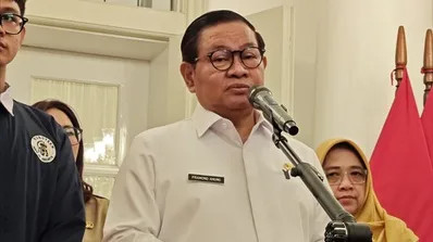 Pramono Anung Blacklist Guru Pelaku Pelecehan SMKN 27: Tak Ada Toleransi!