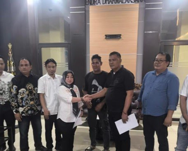Kades di Pandeglang Minta Maaf Usai Marahi Biduan yang Protes Disawer di Muka.