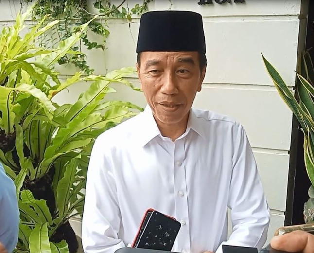 Respons Jokowi soal Polemik Ijazah Gibran Pasca-Putusan MK: Lulus S1 Pasti Lewati Tahapan Sebelumnya